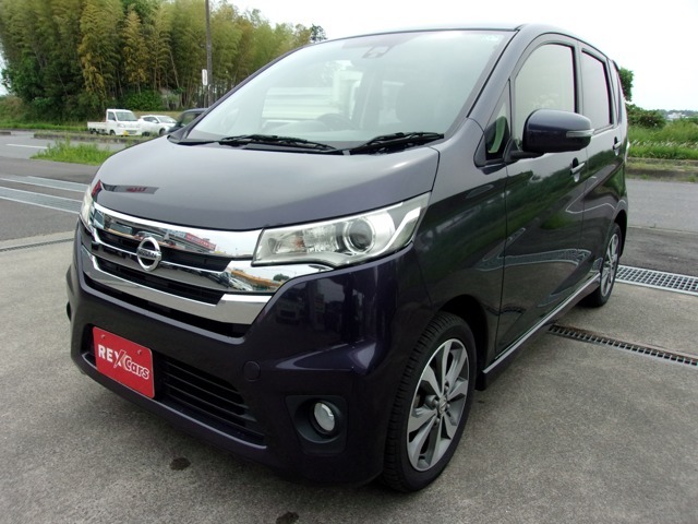 当店の厳選中古車をご覧頂き誠にありがとうございます。独自の仕入れでお手頃価格でご用意しております。皆様のご来店、心よりお待ちしております。