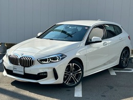 BMW 1シリーズ 118i Mスポーツ DCT 試乗車　電動テールゲートキック開閉