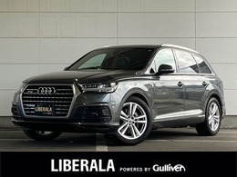 アウディ Q7 45 TFSI クワトロ Sラインパッケージ 4WD SラインPKG　7シーターPKG　4ゾーンデラッ