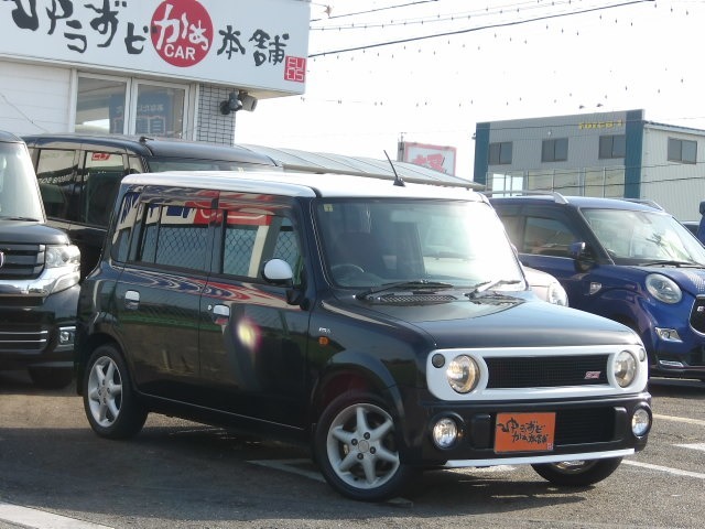 前からの右向きです。