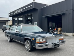 キャデラック フリートウッド ブロアム 正規ディーラー車　ワイヤーホイール