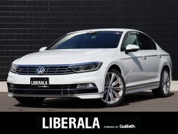 フォルクスワーゲン パサート 2.0TSI Rライン ディスカバープロ純正ナビ レザーシート