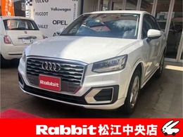 アウディ Q2 30 TFSI スポーツ 