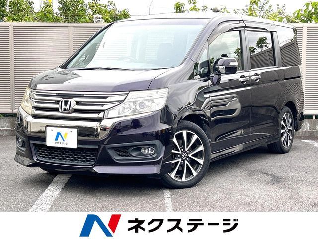 両側電動ドア　後席モニター　バックカメラ　禁煙車　ハーフレザーシート