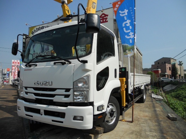 問合せ番号1357　3段フックイン同年式　2.93t吊　左電格ミラー　車輌逸脱警報付き　走行少ない9，000K　荷台内寸551×215　2PG-FRR90S2