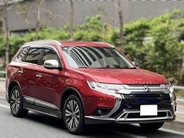 三菱 アウトランダー 2.4 24G 4WD ワンオーナー7人乗り純正オプション
