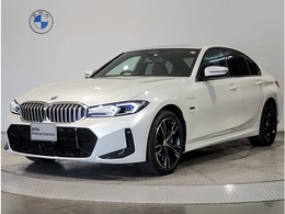 BMW 3シリーズ 330e Mスポーツ ワンオーナー・ブラックレザーシート・harm