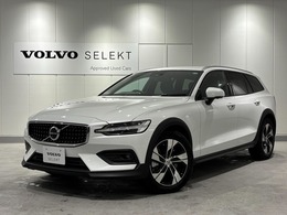 ボルボ V60クロスカントリー プラス B5 AWD 4WD 認定中古車・弊社試乗車・黒革