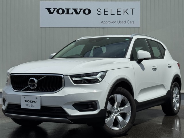 2022年モデルXC40 B3 Momentum入庫致しました。