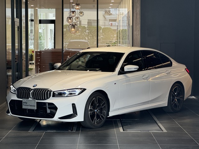BMW認定中古車のお求めは　BMW　Premium　Selection　調布店　で。