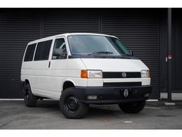 フォルクスワーゲン ヴァナゴン GL リフトアップ　11インチモニタ