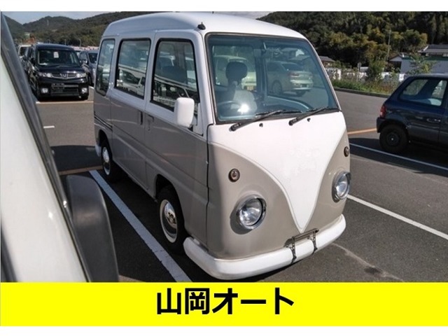 バス仕様車！希少3万キロ！スーパーチャージャー付きエンジン！低燃費CVTオートマ！パナソニック社製ストラーダナビ！禁煙車！車内きれい！