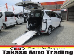 トヨタ シエンタ 1.5 X ウェルキャブ 車いす仕様車 タイプII 福祉車両　車いす2名乗車　後部スロープ