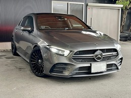 メルセデスAMG Aクラスセダン A 35 4マチック 4WD akrapovic STO鍛造19インチ H＆R