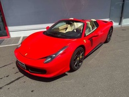 フェラーリ 458スパイダー F1 DCT D車