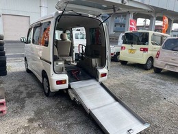 ダイハツ アトレーワゴン 660 フレンドシップ スローパー リヤシートレス仕様 折り畳み補助シート付 両側スライドドア/キーレス/ベンチシート