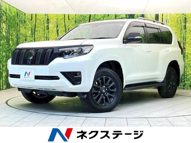 サンルーフ　純正9型ナビ機能付DA　パノラミックビューモニター