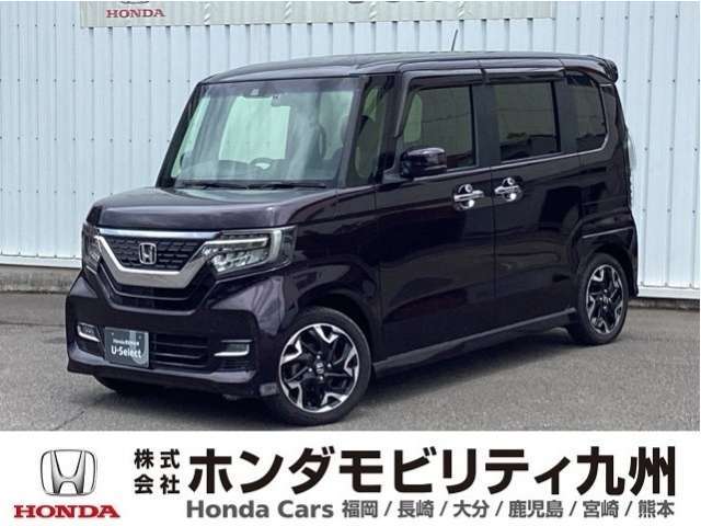 N-BOX カスタム G・Lターボ ホンダセンシングです。ホンダセンシングを標準装備したこの車両は、両側電動スライドドアや、パドルシフト、アルミホイール等、質感を増す装備が充実です。