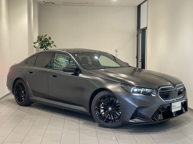 前20AW後21AW　弊社下取り車両　禁煙車　レッドレザーシート　Bowers＆Wilkins　ヘッドアップディスプレイ　全席シートヒーター　シートクーラー　ステアリングヒーター　フルセグ　パドルシフト　レーンキープ