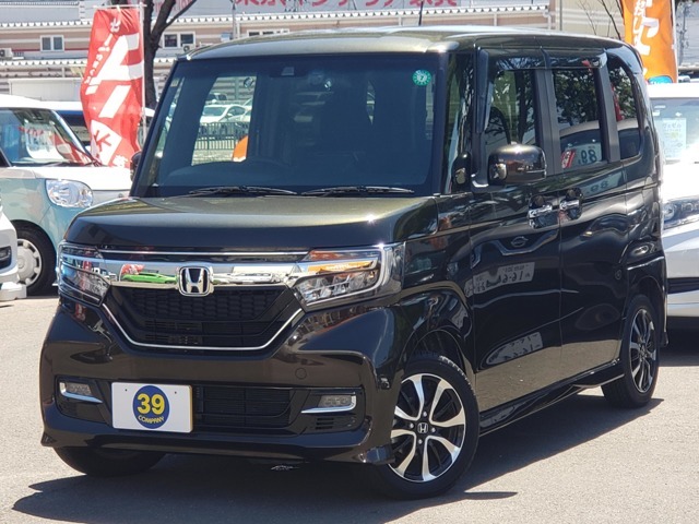 禁煙車　屋根上面凹複数有　ケンウッド9インチフロートナビ　ドラレコ　ETC　バックカメラ　両側スライド・片側電動　オートクルコン　レーンアシスト　オートライト　LEDライト＆フォグ　スマートキー