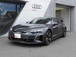 アウディ e-tron GTクワトロ Audi e-tron GT quattro 