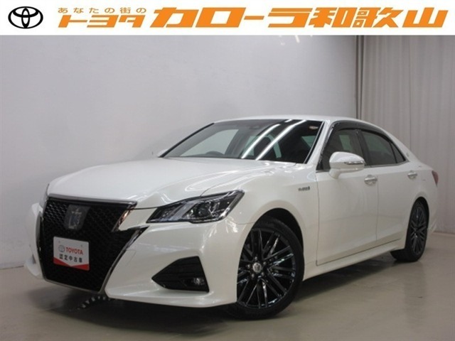 トヨタカローラ和歌山の認定中古車『トヨタ　クラウンHV』をご覧いただきありがとうございます。