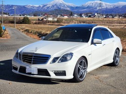 AMG Eクラス E63 左H　最終自然吸気NA6300cc　サンルーフ
