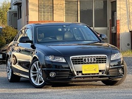 アウディ A4 1.8 TFSI Sラインパッケージ フレザーシート・パドルシフト・Bカメラ