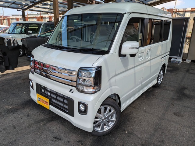 ☆届出済未使用車☆　当店では、届出済未使用車をメインで扱っております！その他新車、中古車、普通車等も取り扱う事が出来ますので、お気軽にお問い合わせください！