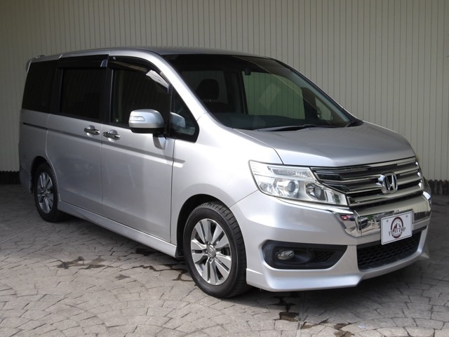 【格安中古車専門店】　毎日がお買い得★新着物件続々！車の事ならフラットトップ宝輪館におまかせ下さい！