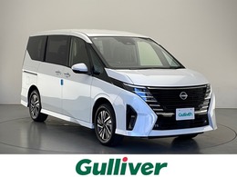 日産 セレナ 1.4 e-4ORCE ハイウェイスターV 4WD 登録済未使用車　4WD　純正ナビ　BT　全周
