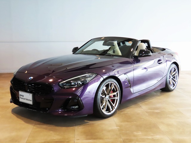 BMW Premium Selectionみなとみらい 屋内でご案内できます。　遠方のお客様もご相談ください。