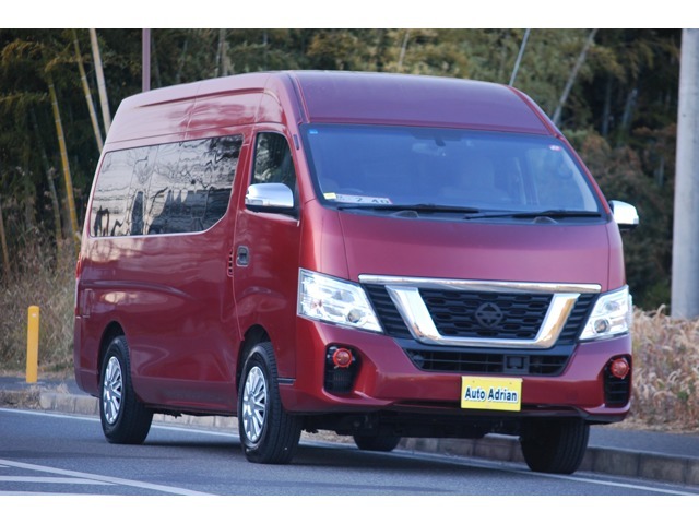 日産キャラバン10人乗り 4WD ディーゼル 5速マニュアルシフト 日産キャラバン10人乗り 4WD ディーゼル 5速マニュアルシフト