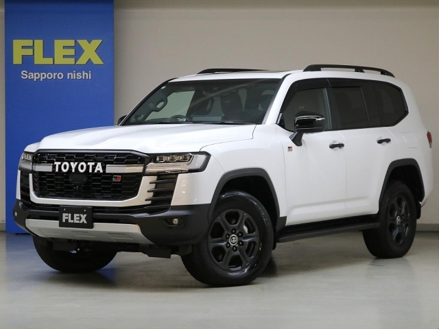 R6年式ランドクルーザー300GR SPORT　V6ツインターボ3500CCガソリンエンジン☆