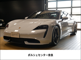 ポルシェ タイカン ターボ 4シート 4WD スポーツクロノ　固定式パノラマルーフ