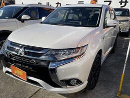三菱 アウトランダーPHEV 2.0 G リミテッド エディション 4WD 純アルミ　ナビ　Bカメラ　シートヒーター