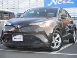 トヨタ C-HR 1.2 S-T LED パッケージ 1年間距離無制限保証