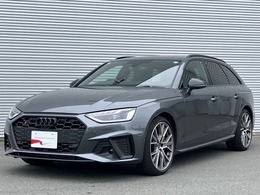 アウディ S4アバント 3.0 4WD サンルーフ　ブラックスタイリング