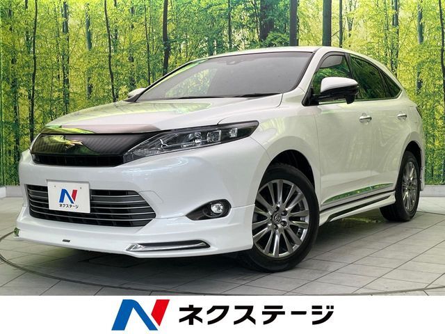 バックカメラ　衝突軽減装置　禁煙車　パワーバックドア　ハーフレザーシート