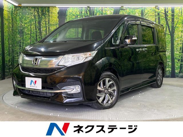 禁煙車　SDナビ　後席モニター　バックカメラ　衝突被害軽減システム