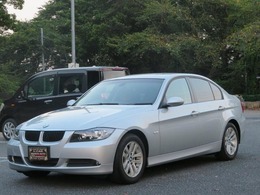 BMW 3シリーズ 320i スペシャルエディション 電動シート/HDDナビ/サイドエアバッグ