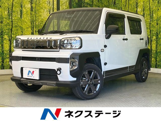 ガラスルーフ　全周囲カメラ　純正9インチディスプレイオーディオ