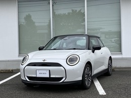 ミニ ミニ クーパーE 3ドア クラシックトリム　17インチAW　弊社社有車