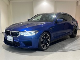 BMW M5 4.4 4WD 白レザー　360度カメラ　ACC ETC