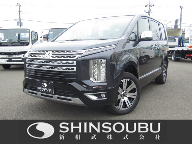 4WD！ディーゼルターボ！電動サイドステップ！マルチアラウンドモニター！ナビ取付パッケージ！レーダークルコン！両側電動スライドドア！エレクトリックテールゲート！