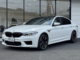 BMW M5 4.4 4WD 20AW Harman/Kardon　ステアリングヒーター