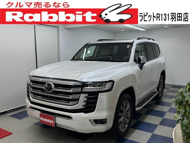 R5年6月登録のランドクルーザーZX、走行約6790kmが直接買い取りにて入庫致しました。人気オプションのリヤエンターテイメントを装備しております。