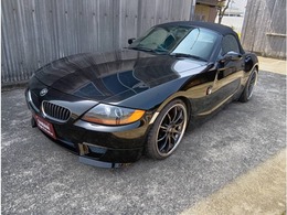 BMW Z4 ロードスター2.5i 