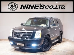 キャデラック エスカレード 社外26AW　サンルーフ　黒革 地デジ　スモークテール　ボンマス　グリル