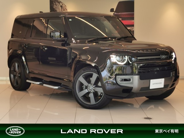 【110 V8 5.0LS/C P525 4WD 新車時車両本体￥15,880,000+MOP￥455,000】特別なモデルのディフェンダー110が入庫しました！満を持して登場した、パワフルなエンジンを搭載した一台です！